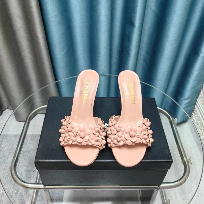 Efficient Chxnxl Slippers 122377