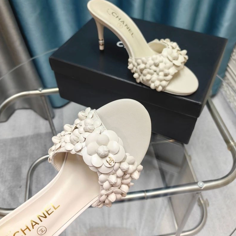 Fashionable Chxnxl Slippers 122375