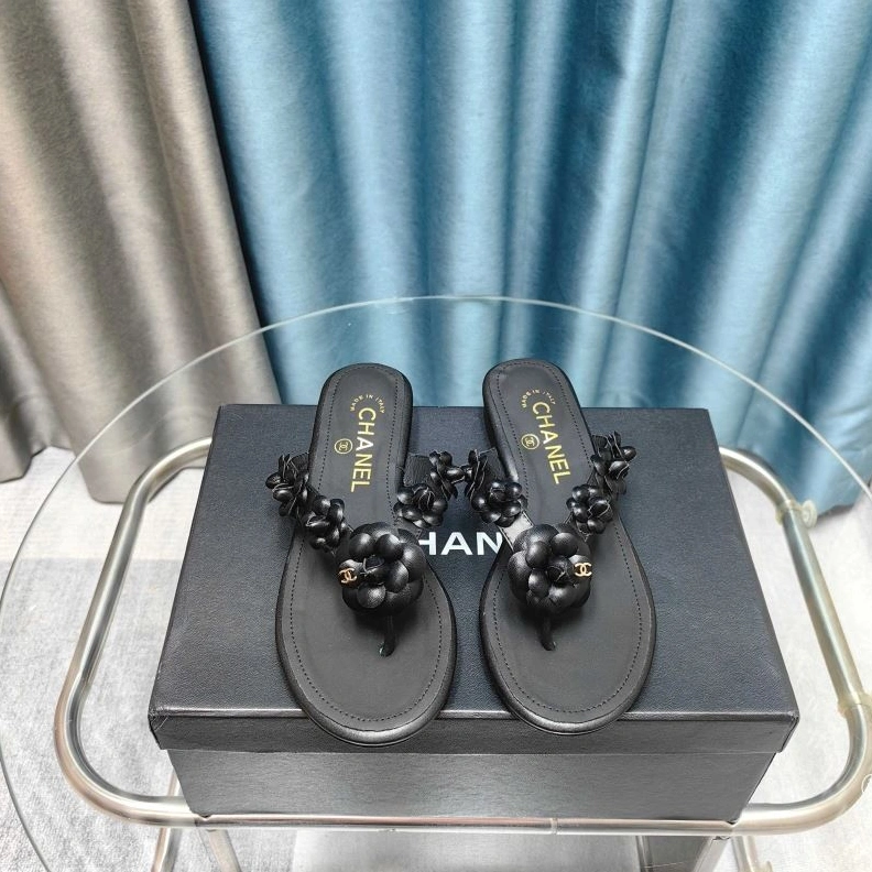 Comfortable Chxnxl Slippers 122360