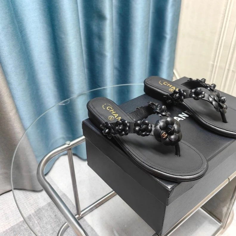 Comfortable Chxnxl Slippers 122360