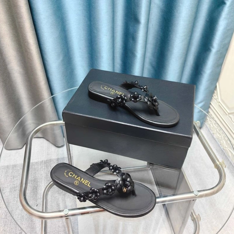 Comfortable Chxnxl Slippers 122360