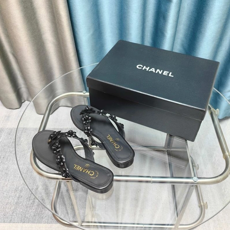 Comfortable Chxnxl Slippers 122360