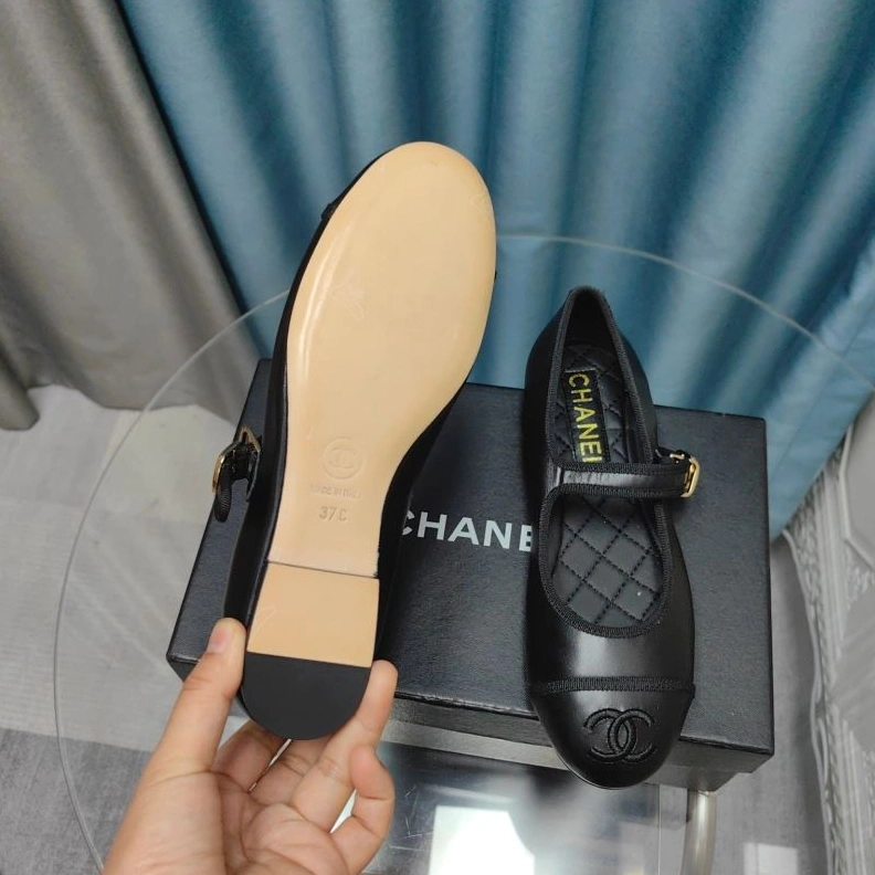 Timeless Chxnxl Flat Shoes 123155