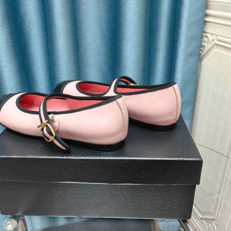 Resilient Chxnxl Flat Shoes 123154