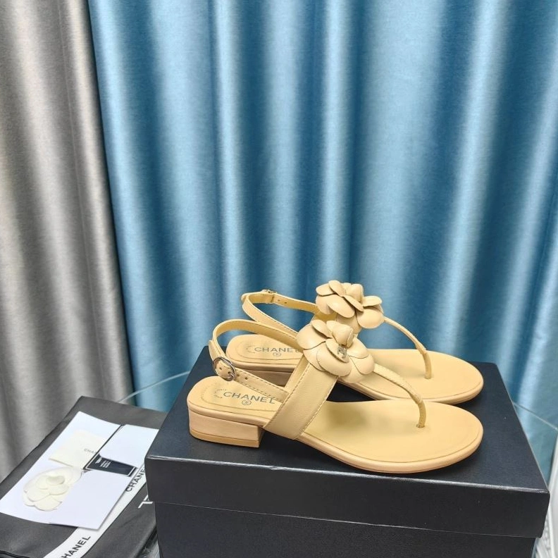 ModernLook Chxnxl Sandals 122803