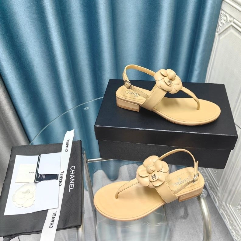 ModernLook Chxnxl Sandals 122803