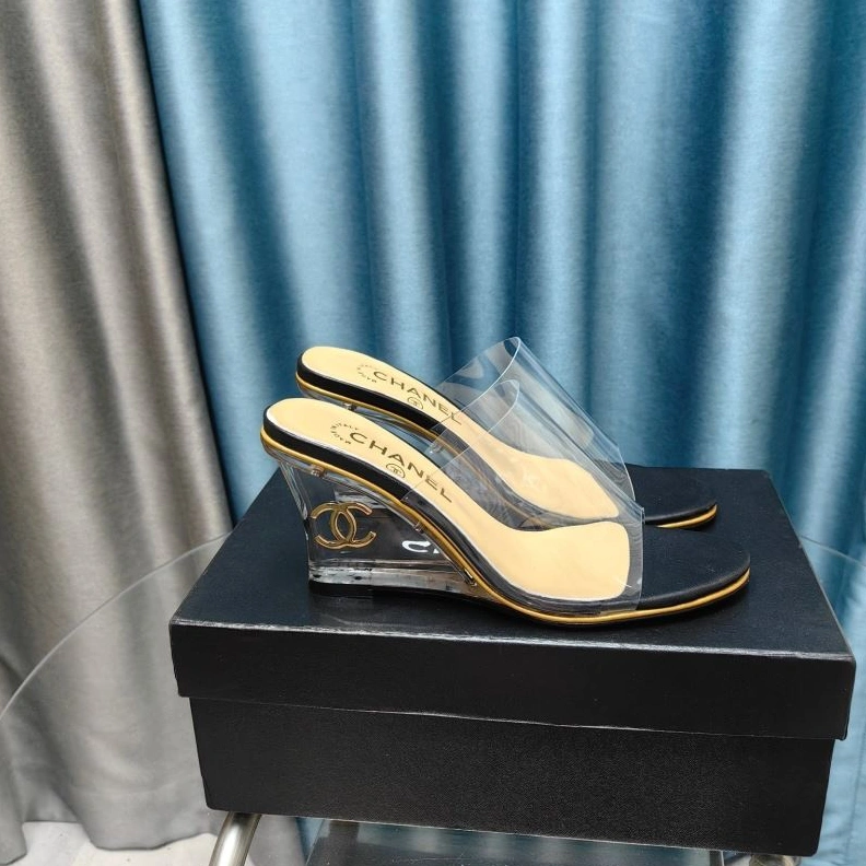 HighQuality Chxnxl Slippers 122363