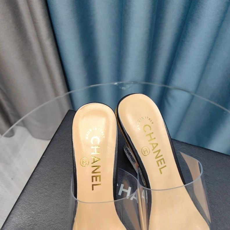 HighQuality Chxnxl Slippers 122363