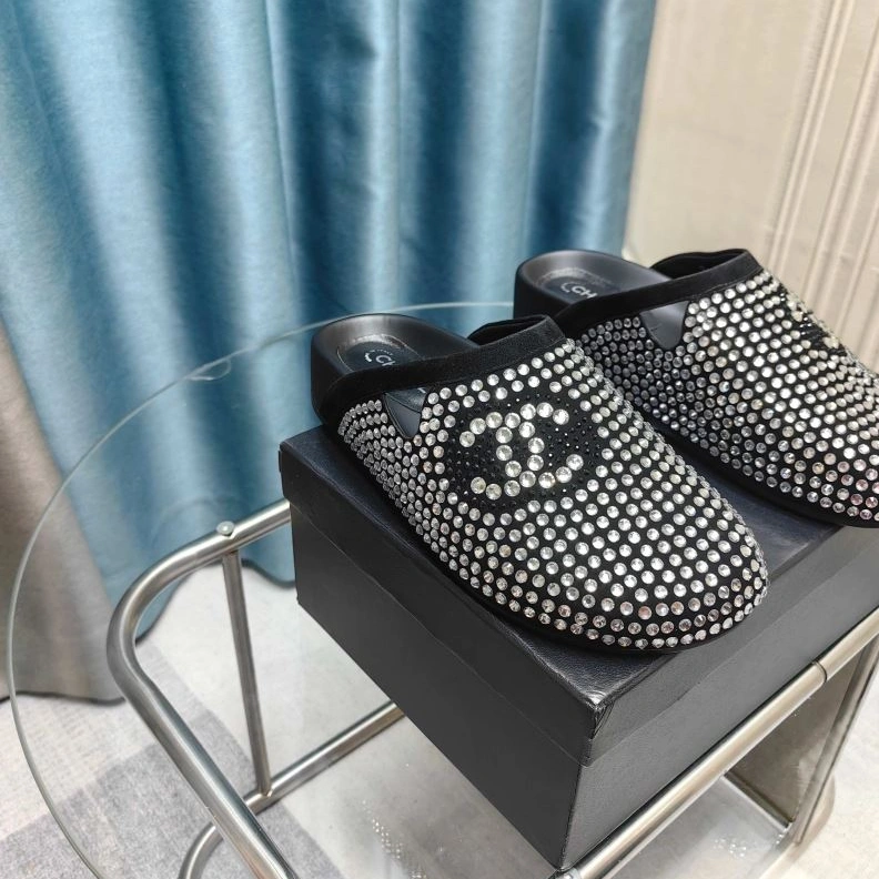 Affordable Chxnxl Slippers 122364