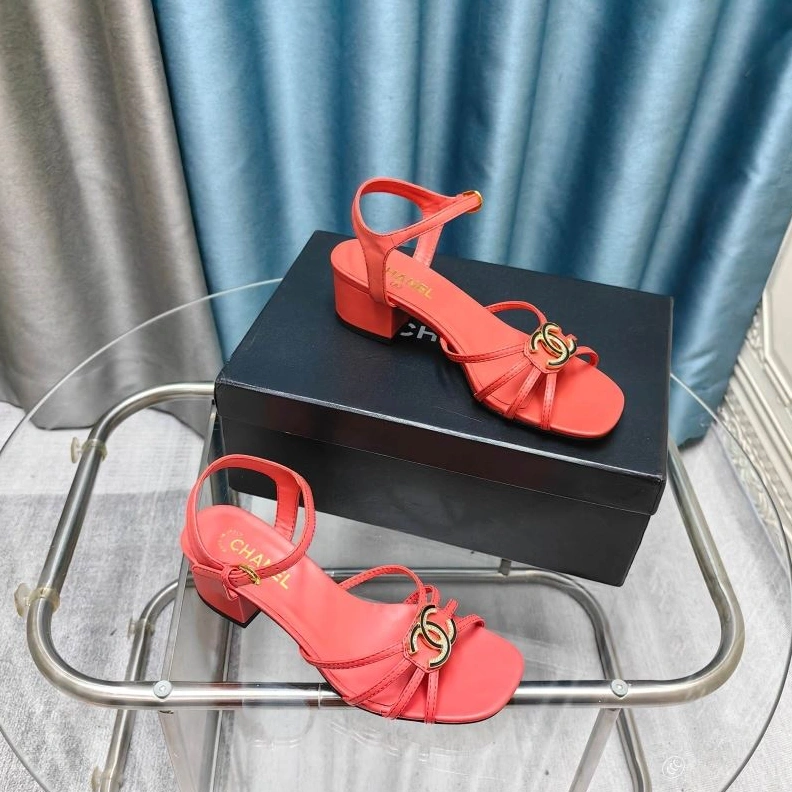 Resilient Chxnxl Sandals 122796