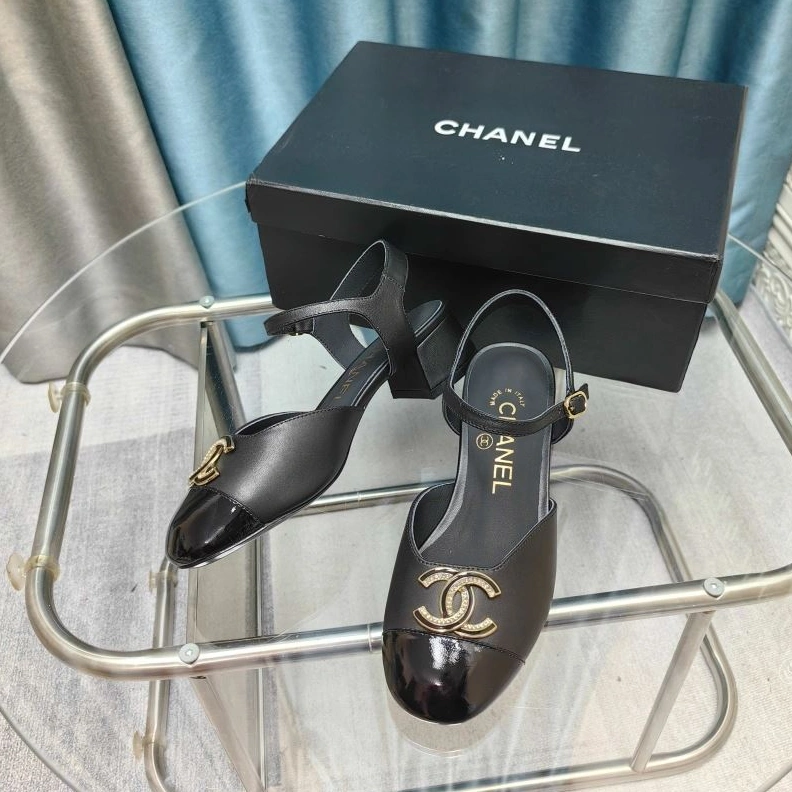 Minimalist Chxnxl Sandals 122773