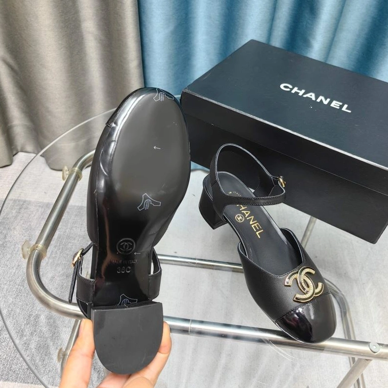 Minimalist Chxnxl Sandals 122773