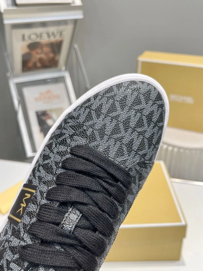 Fashionable Othxr Sneakers 213015