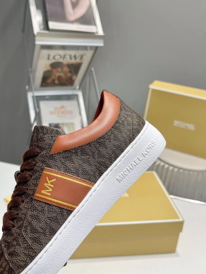 WellDesigned Othxr Sneakers 213005