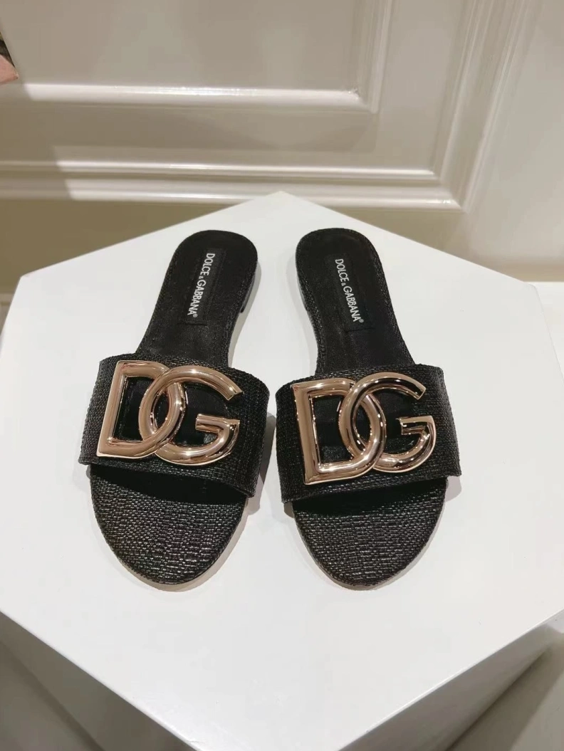 Dolce & Gabbana Slippers Resilient 145705