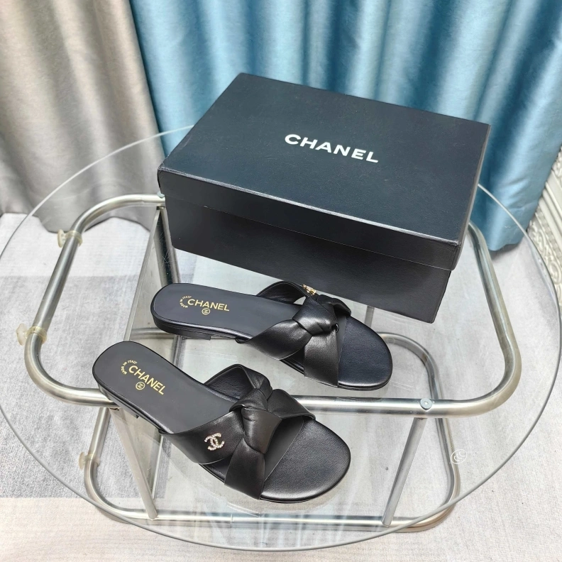 TopPick Chxnxl Slippers 121751