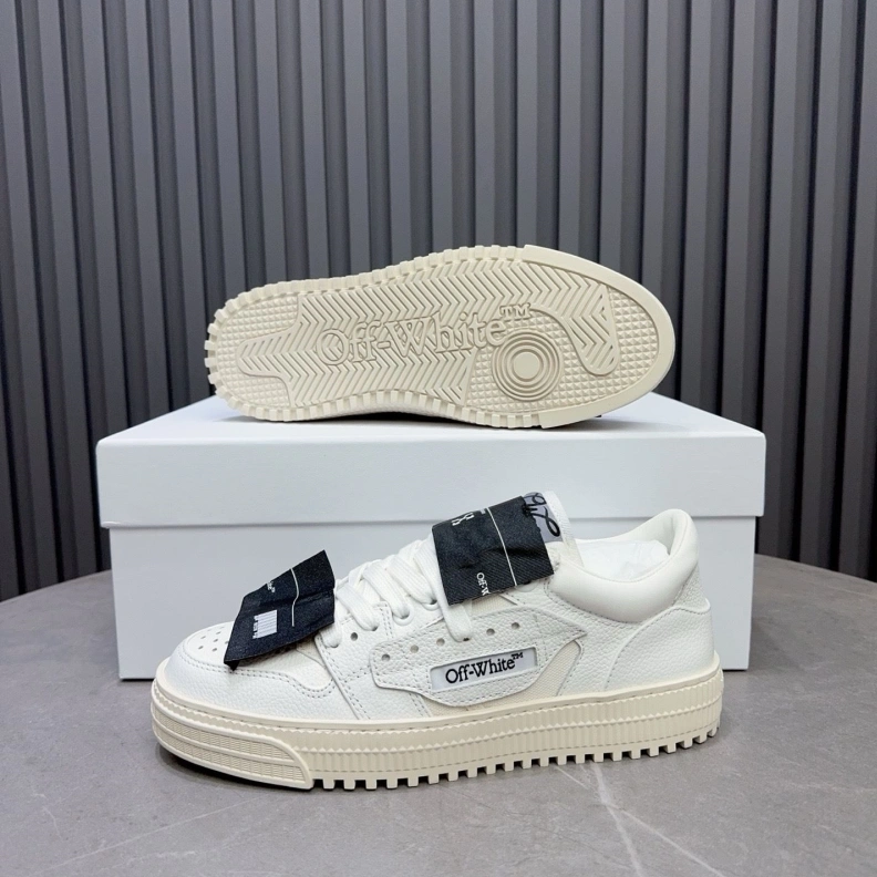 Trendsetting Off-Whxtx Sneakers 207791