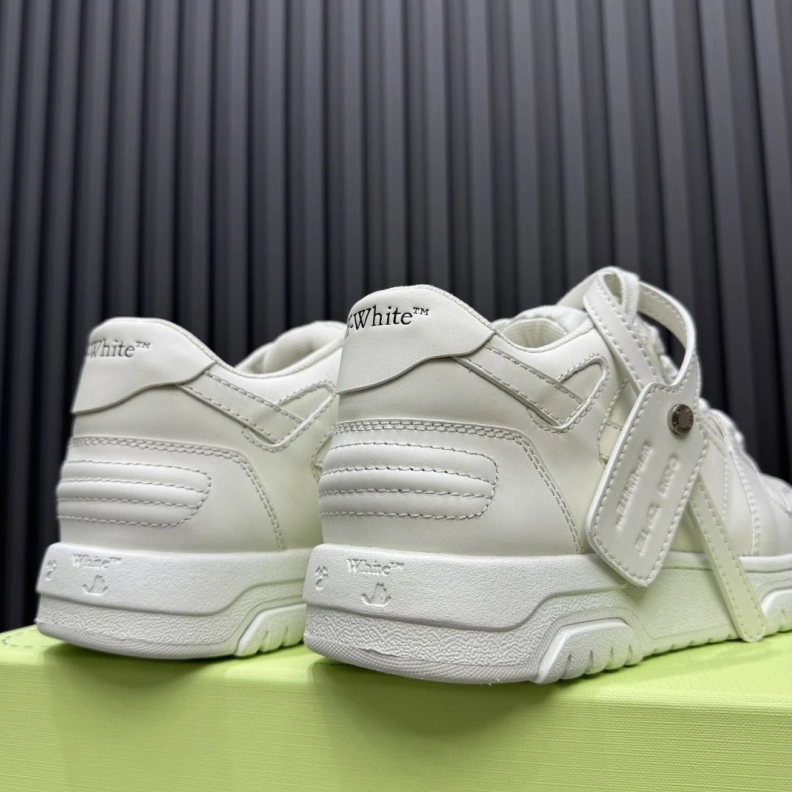 StreetReady Off-Whxtx Sneakers 207783