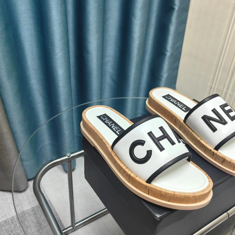 Chxnxl Slippers Practical 121744