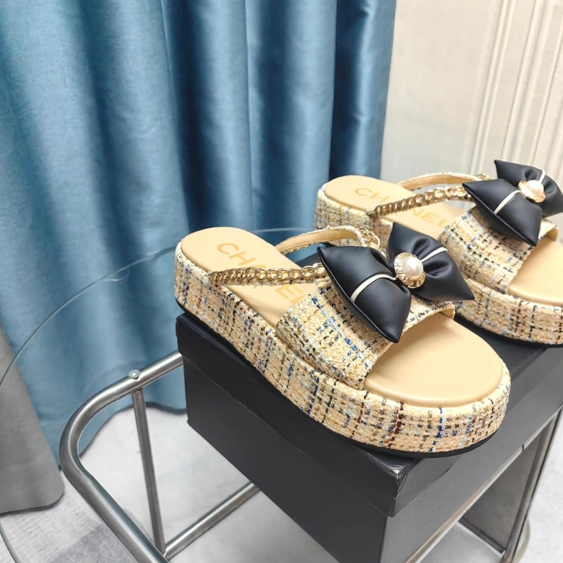 Chxnxl Slippers Sleek 121736
