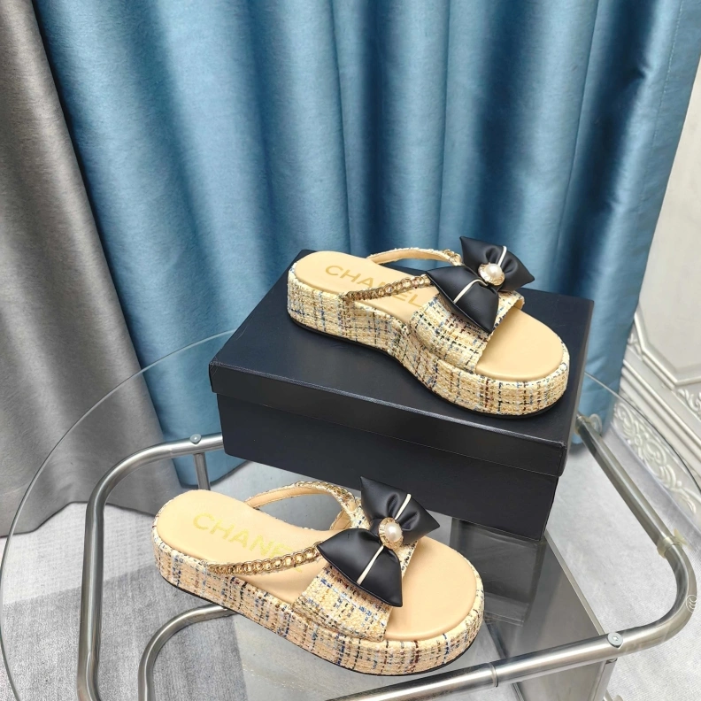 Chxnxl Slippers Sleek 121736