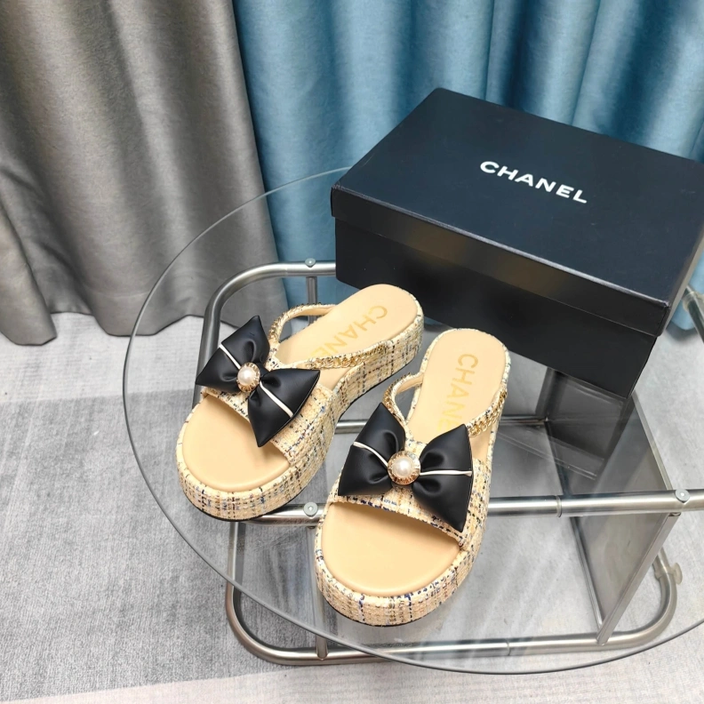 Chxnxl Slippers Sleek 121736