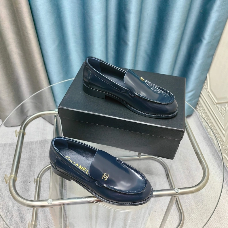 Bold Chxnxl Leather Shoes 121972