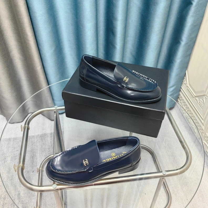 Bold Chxnxl Leather Shoes 121972