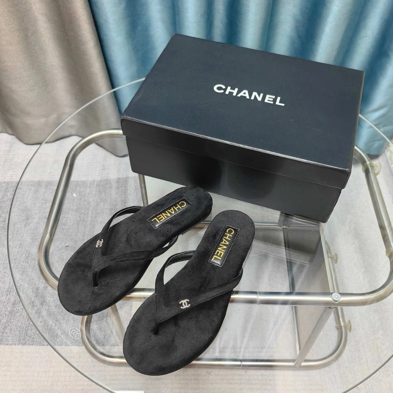 Chxnxl Slippers Bright 121727