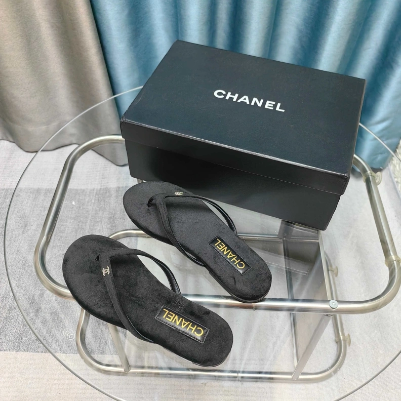 Chxnxl Slippers Bright 121727