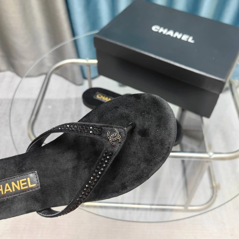Chxnxl Slippers AllSeason 121725