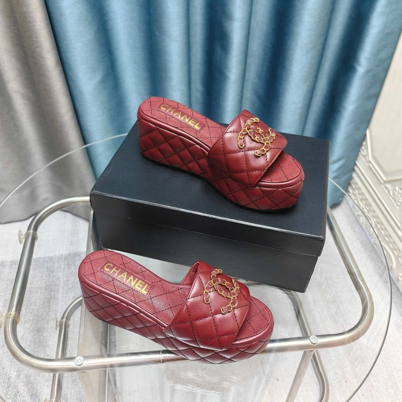 AllSeason Chxnxl Slippers 121715