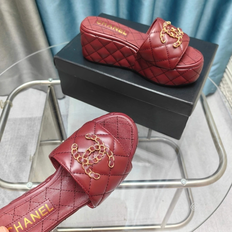 AllSeason Chxnxl Slippers 121715