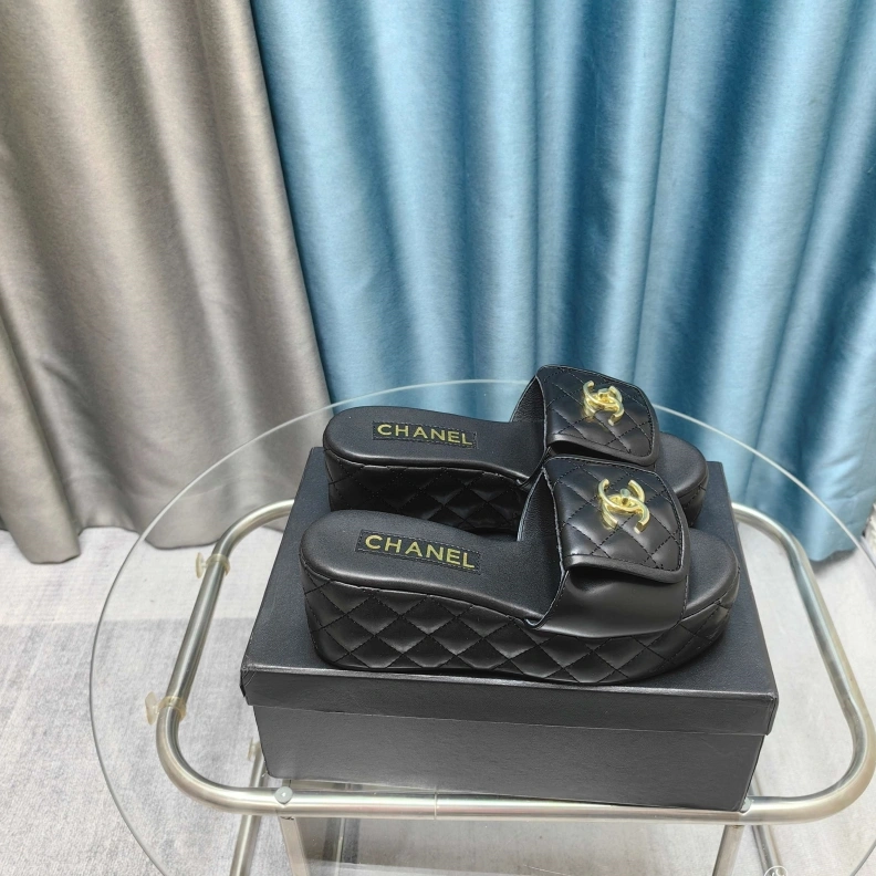 Chxnxl Slippers Refined 121702