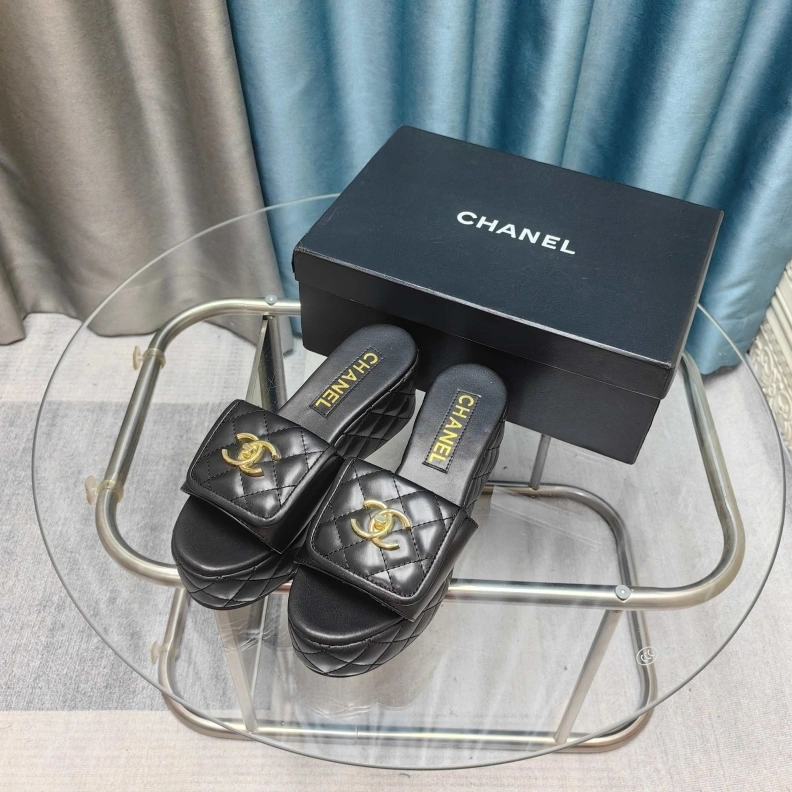 Chxnxl Slippers Refined 121702