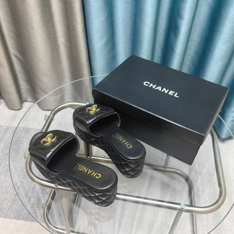 Chxnxl Slippers Refined 121702