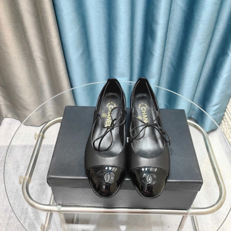 Fashionable Chxnxl Flat Shoes 122019