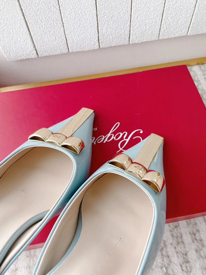 Vibrant Gxvxnchy Sandals 153043