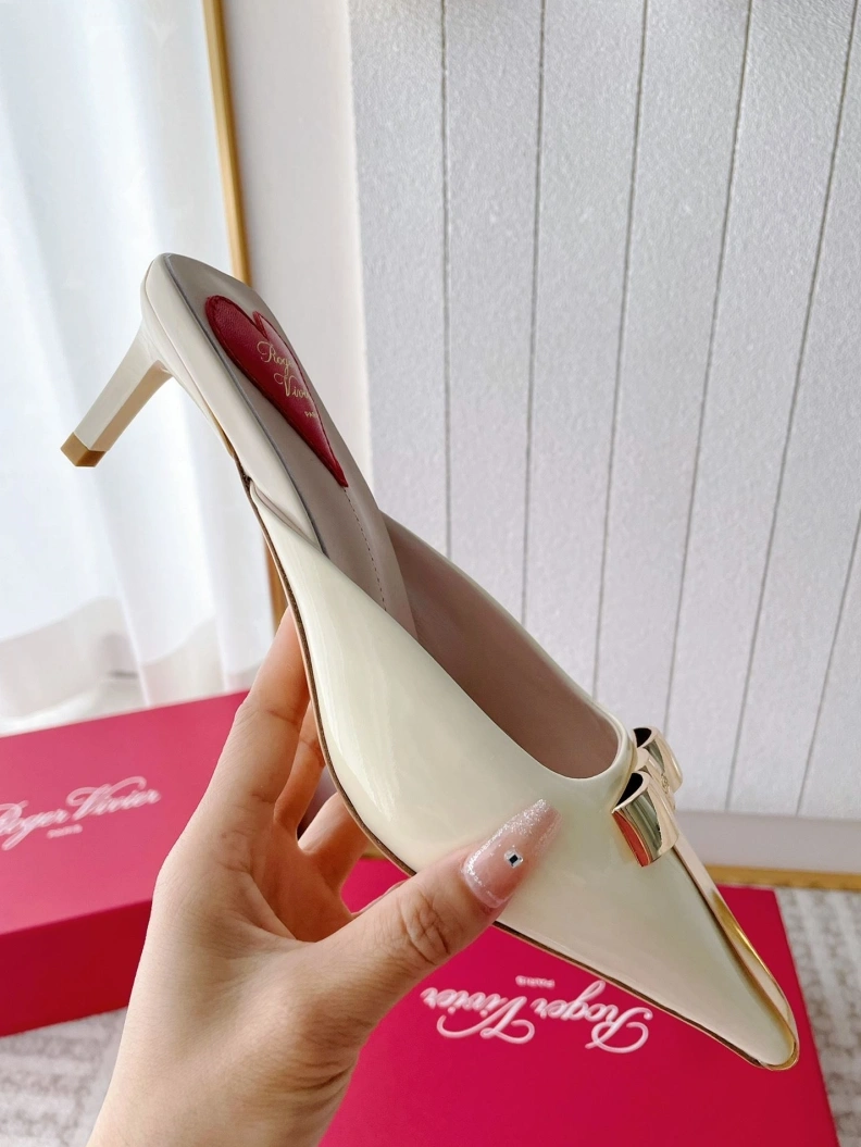 Cozy Gxvxnchy Sandals 153051