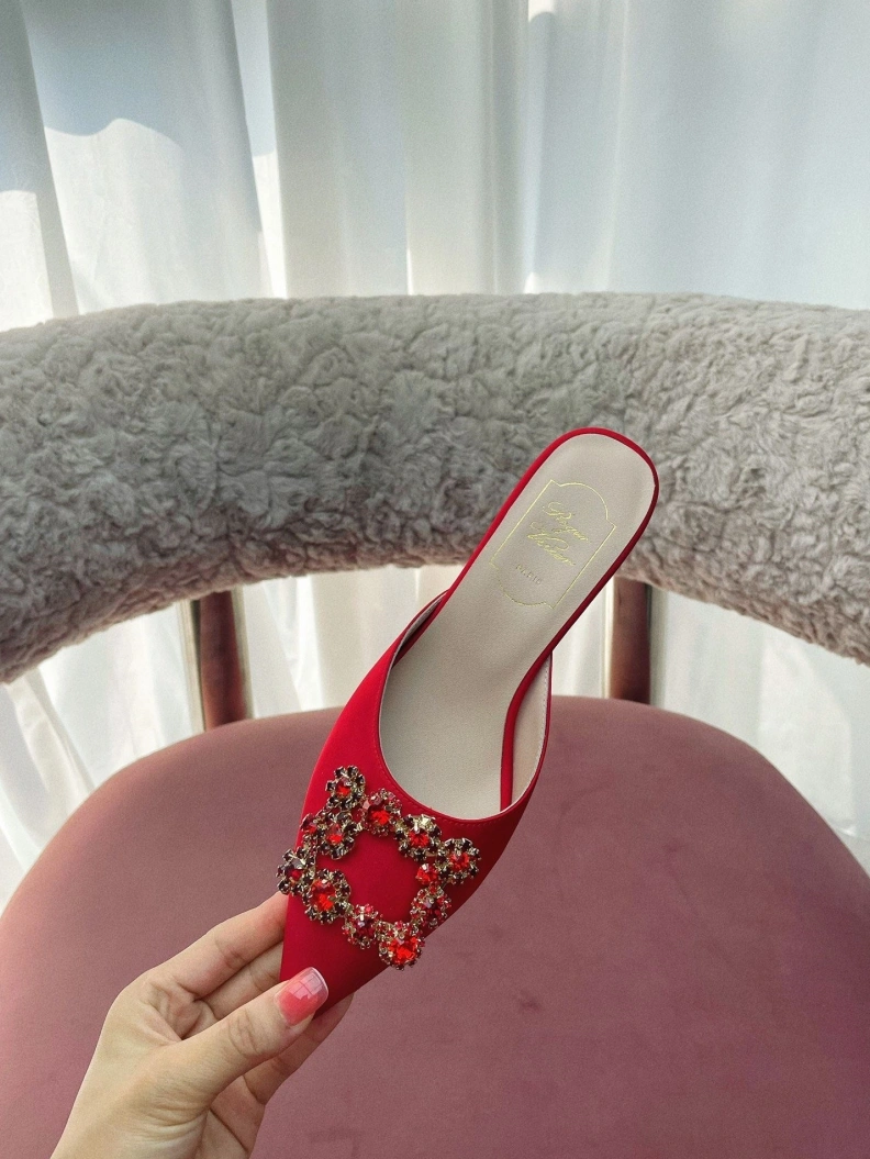 Gxvxnchy Sandals Sophisticated 153037
