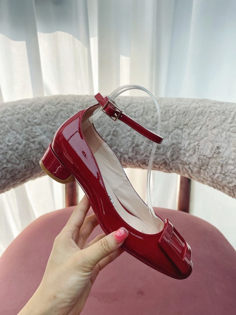 Rxgxr Vxvxer flat shoes Bold 225961