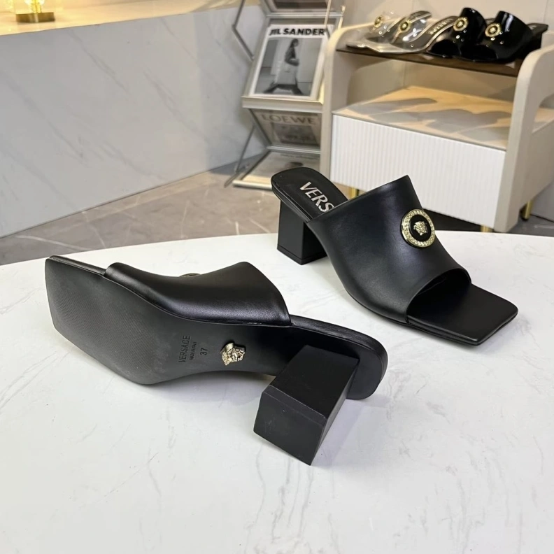 Classic Gxvxnchy Sandals 153026