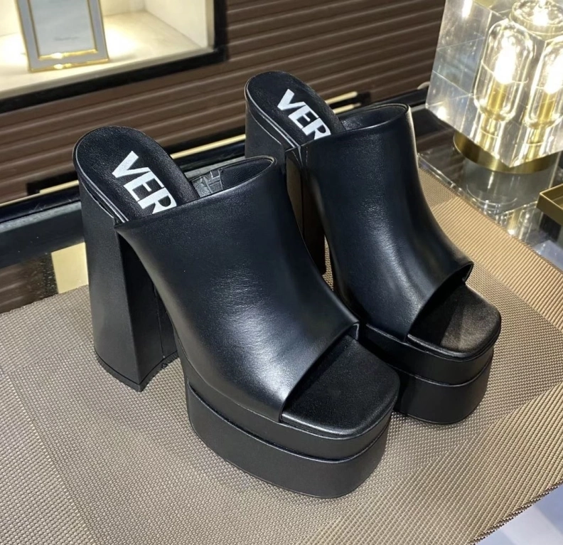 Refined Gxvxnchy Sandals 153020