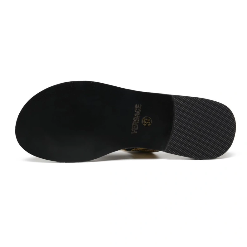 Efficient Gxvxnchy Slippers 152919