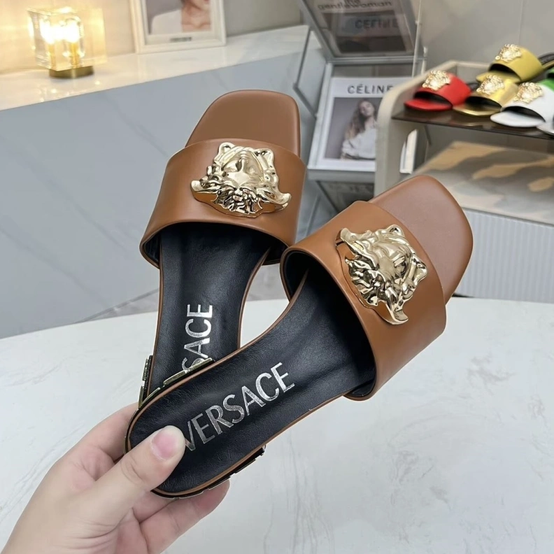 ModernLook Gxvxnchy Slippers 152899