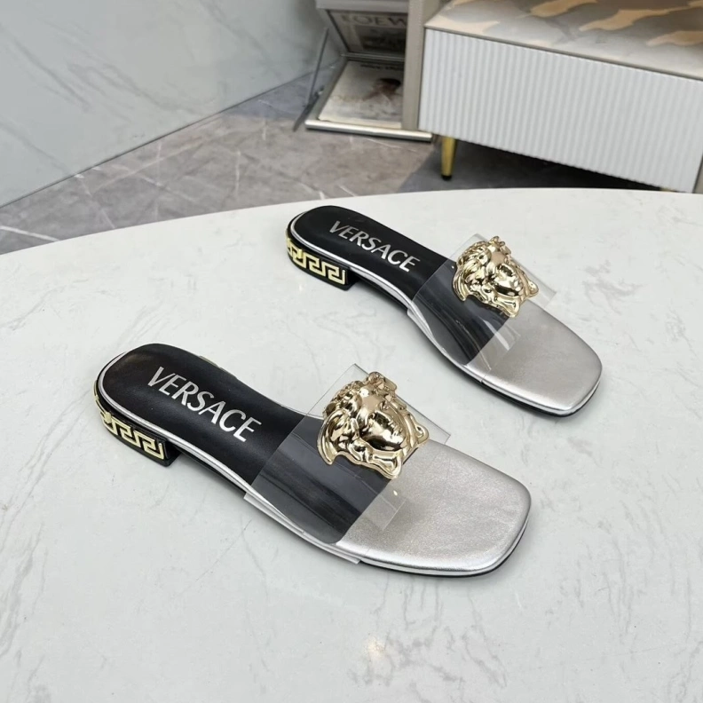 StreetReady Gxvxnchy Slippers 152890