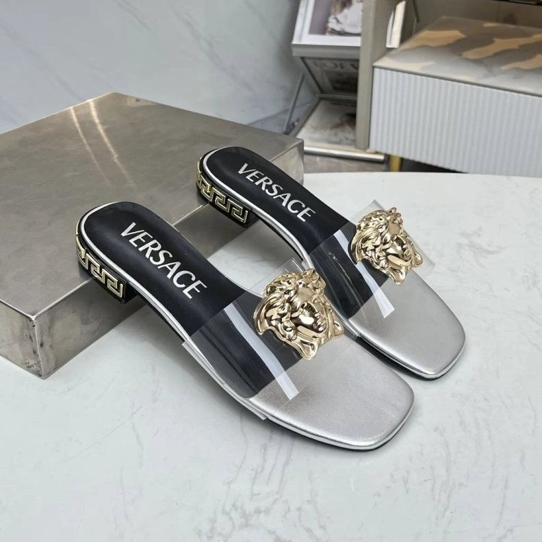 StreetReady Gxvxnchy Slippers 152890