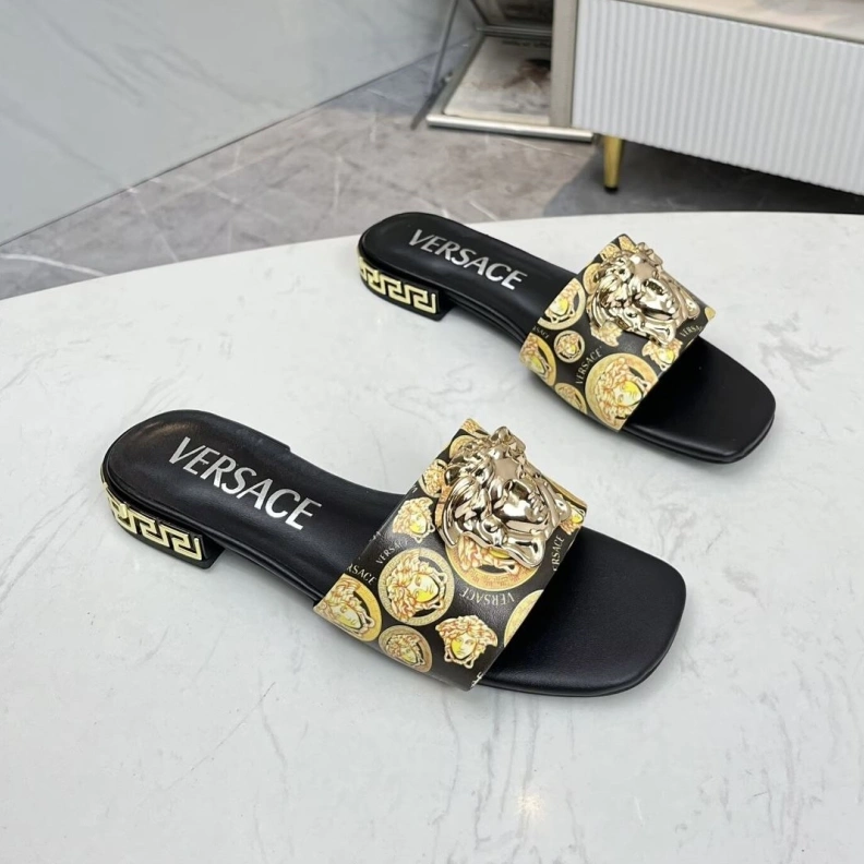 Gxvxnchy Slippers Bright 152888