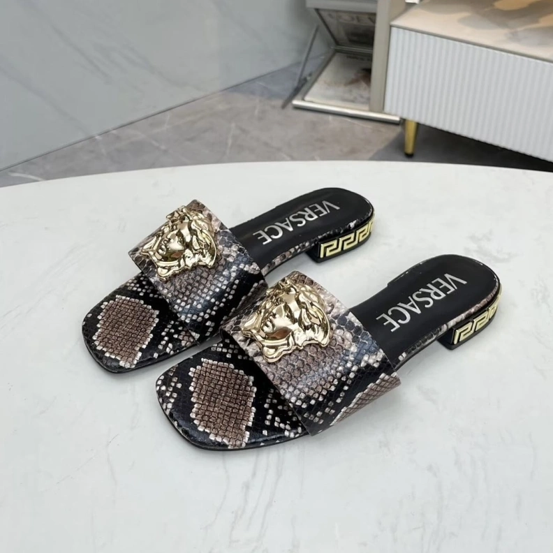 Gxvxnchy Slippers Sleek 152885