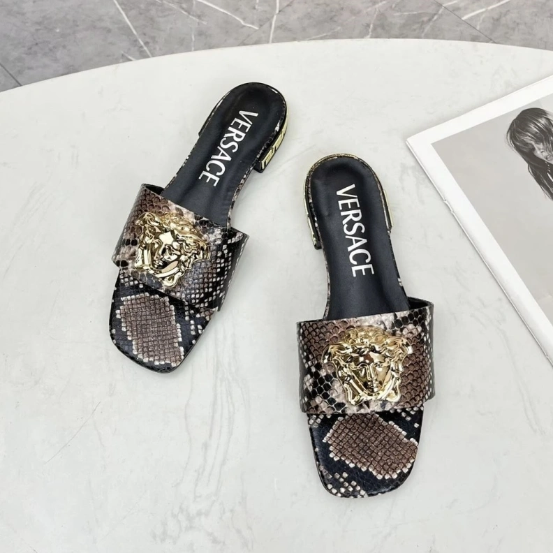 Gxvxnchy Slippers Sleek 152885